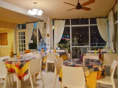 Hoteles 3 estrellas Tamanacos