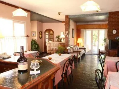 Hostelries Hostal Casa Grande