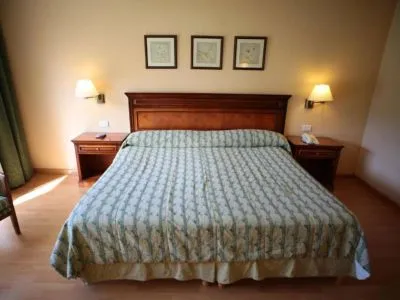 3-star Hotels Howard Johnson Hotel & Spa