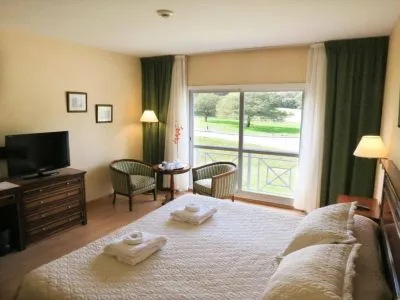 3-star Hotels Howard Johnson Hotel & Spa