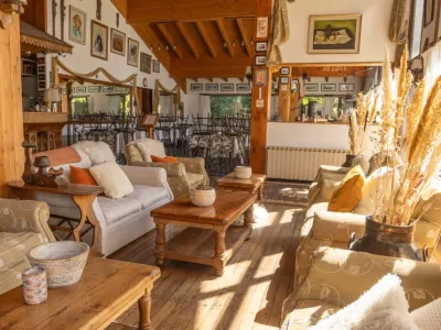 3-star Hostelries El Condado Inn