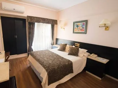 3-star Hotels Gran Hotel Continental