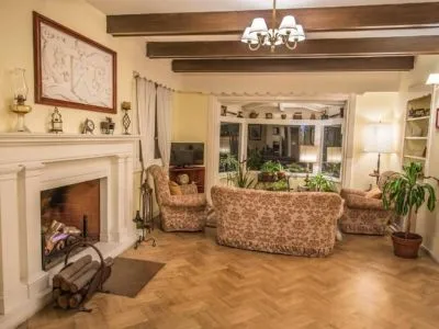 Hosterías 2 estrellas Lucky Home