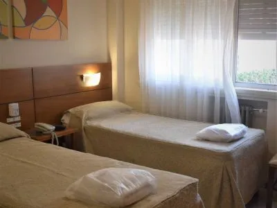 Hoteles 2 estrellas Selent