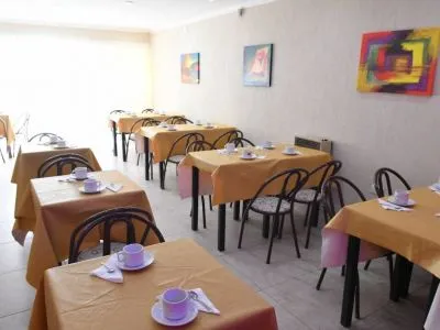 Hoteles 2 estrellas Soleado M H