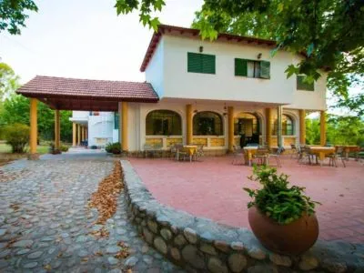 Hostelries La Gloria