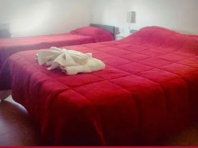 Albergues/Hostels Hostal del Sol