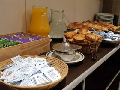 Hoteles 2 estrellas Astro