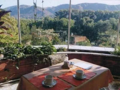 Hostelries El Sol del 25