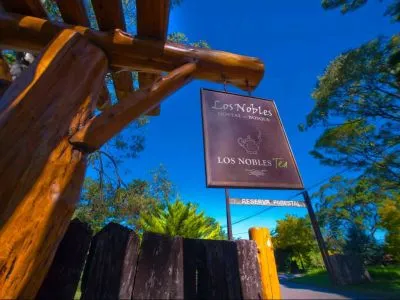 Hosterías 3 estrellas Los Nobles Hostal del Bosque