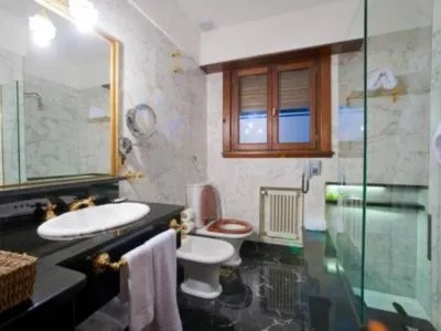 Hosterías 3 estrellas Los Nobles Hostal del Bosque