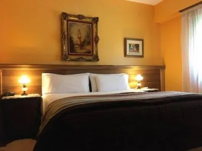 Hosterías 3 estrellas Los Nobles Hostal del Bosque