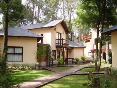 Cabañas La Aldea Cabañas 2 estrellas  en  Mar de las Pampas