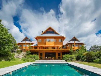 Hostería Isla Victoria Hoteles 5 estrellas  en  Bariloche