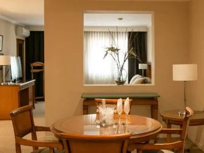 Hoteles 4 estrellas Tucumán Center