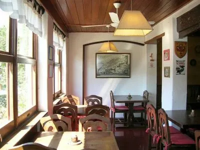 Villa Euro Restaurantes  en  Villa General Belgrano