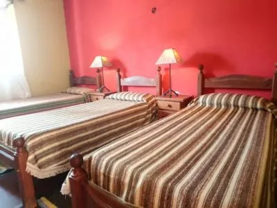 Albergues/Hostels Sayana