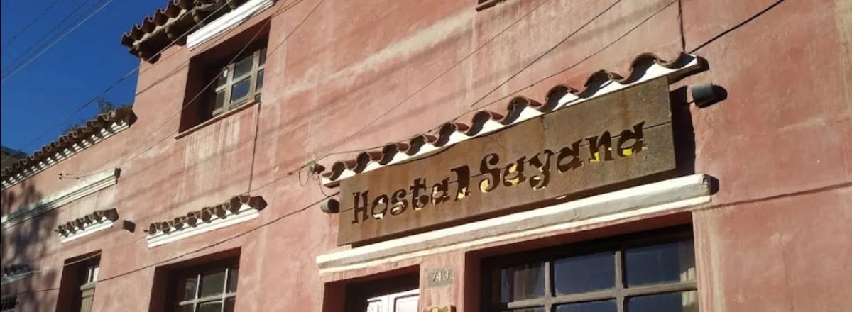 Albergues/Hostels Sayana