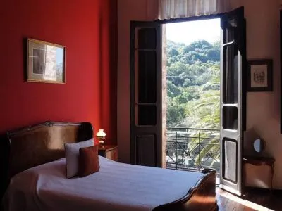 Hoteles 4 estrellas El Castillo de San Lorenzo