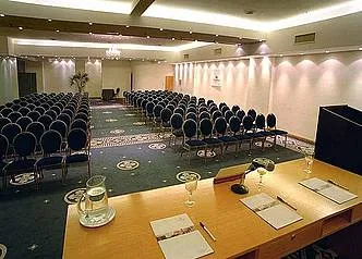 Hoteles 4 estrellas Plaza Real Suites Hotel