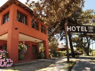 Hotel Yanet Sol Hotels  in  Valeria del Mar