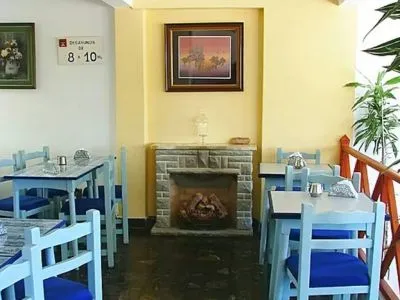 2-star Hotels Le Petit Chateau