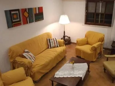 Hoteles 1 estrella Embassy