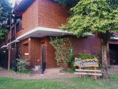 Altos Coloniales Bungalows 3 estrellas  en  Colón