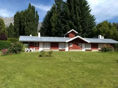 La Posta de Themis Cabañas  en  El Bolsón