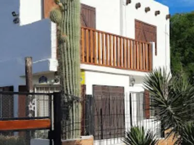 Bungalows/Short Term Apartment Rentals Kau Yenu