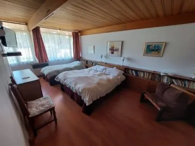 Hostelries La Chacra Inn