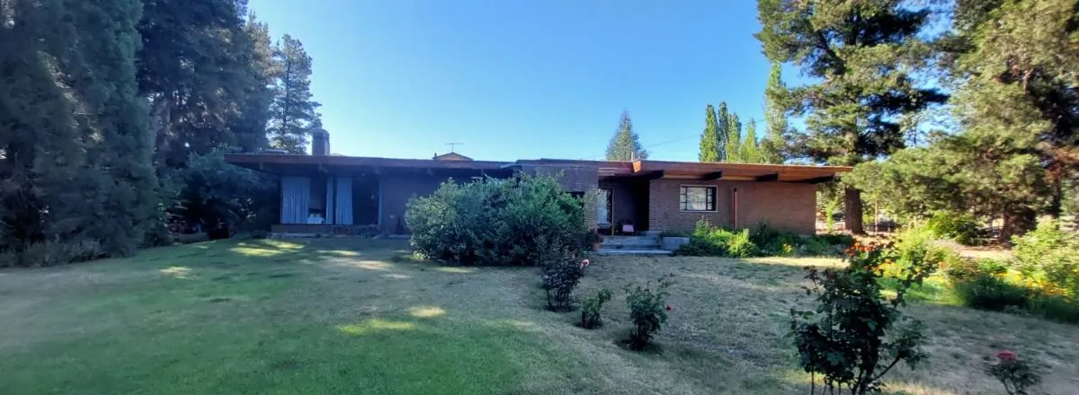 Hostelries La Chacra Inn