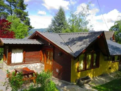 Cerro Amigo Cabins  in  El Bolsón