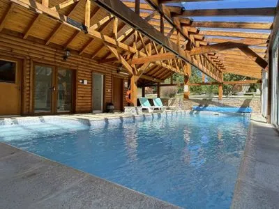 3-star Cabins Encanto del Rio Cabañas 