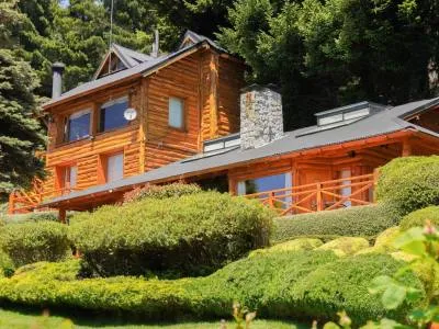 4-star Apart Hotels Apart Hotel & Cabañas Puerto Pireo