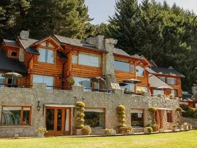 4-star Apart Hotels Apart Hotel & Cabañas Puerto Pireo