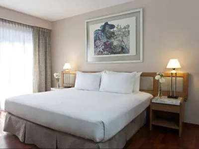 4-star Hotels NH Urbano