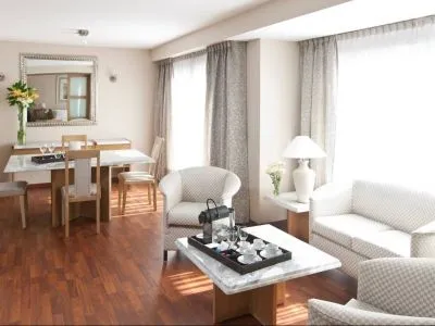 4-star Hotels NH Urbano