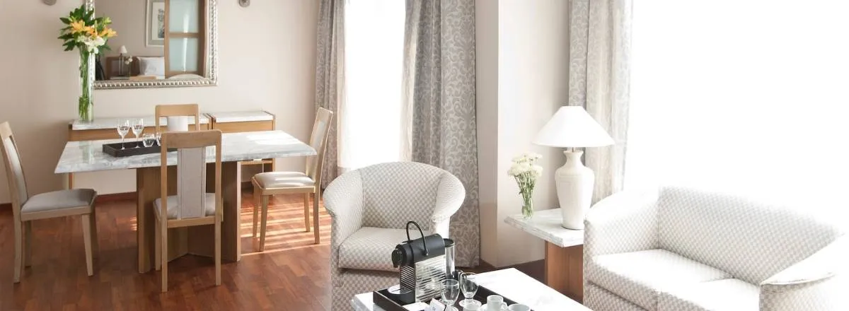 4-star Hotels NH Urbano