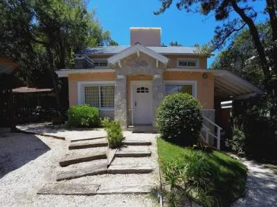 Cabañas Victoria Cabañas  en  Mar de las Pampas