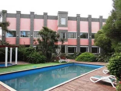 Los Aromos Apart Hotel Apart Hoteles  en  Las Grutas