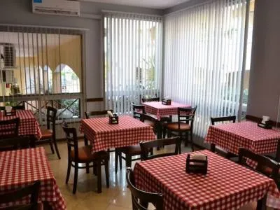 Hoteles 3 estrellas Solares Hotel