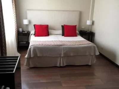 Hoteles 4 estrellas Kenton Palace Hotel