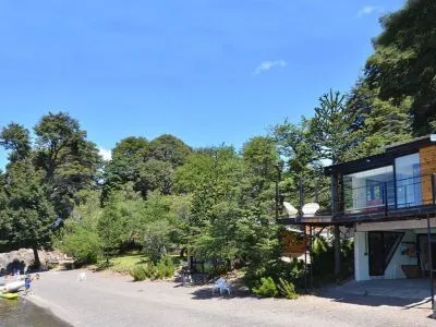 Apart Hotel La Búsqueda 2-star Cabins  in  Villa Pehuenia