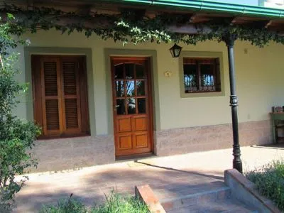 2-star Cabins Chacay Cabins