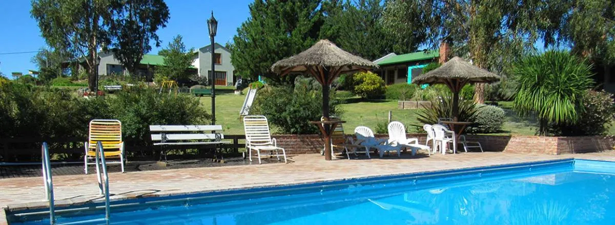 2-star Cabins Chacay Cabins