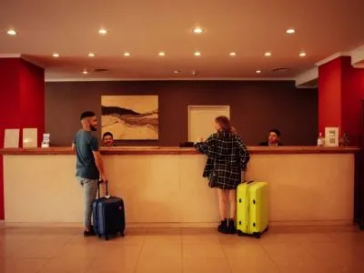 Hoteles 5 estrellas Naindo Park Hotel