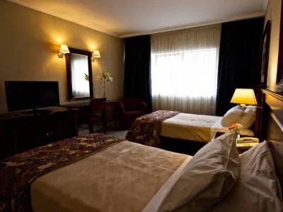 Hoteles 5 estrellas Naindo Park Hotel