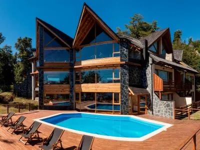 Hostería La Camila Hosterías 3 estrellas  en  Villa La Angostura