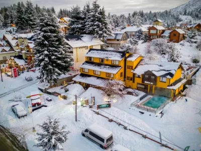 Lodging at Mount Catedral Hotel Base 41